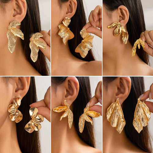 Retro Leaf Stud Earrings – Metal Flower Design, Vintage Style