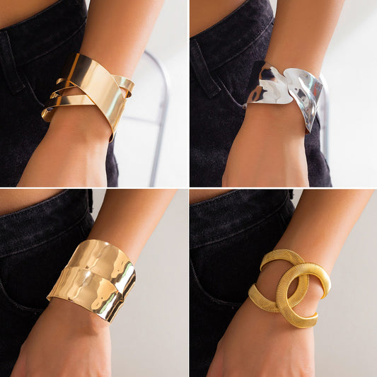 Fashionable Glossy Metal Bracelet  Personalized Hollow Cross Design