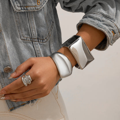 Glossy Irregular Metal Open Bracelet